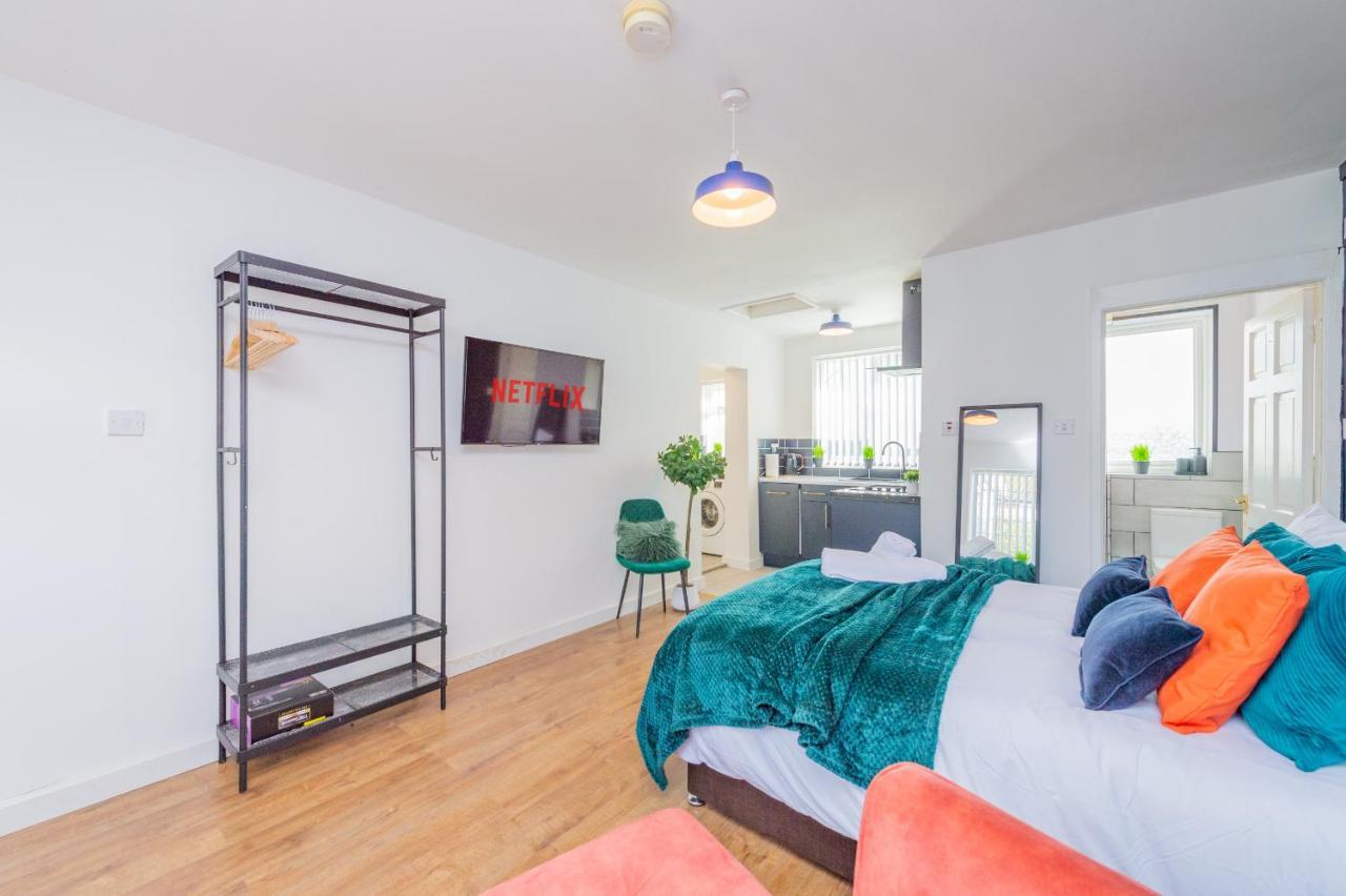 Studio Annexe By Papermill, Deeside - En-Suite, Heswall Exteriér fotografie